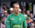 afridi furious sixes and kiss to kallis In Cricket