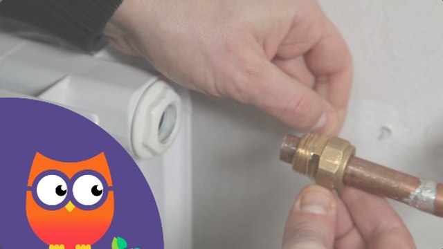 Comment changer un robinet de radiateur (Ooreka.fr)