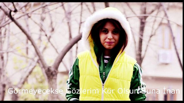 Ukte - Özlüyorum [Şarkı Sözlü]