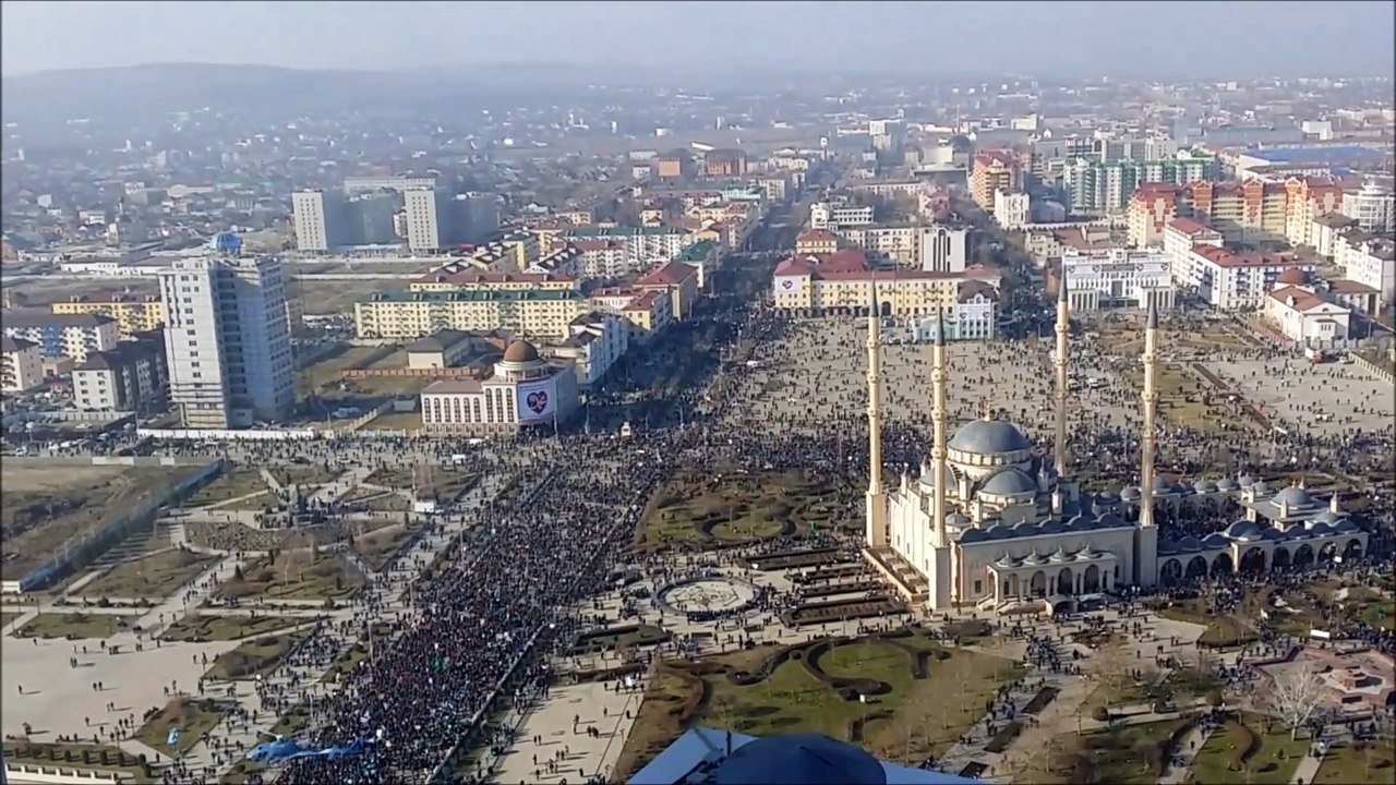 Manif monstre anti Charlie Hebdo en Russie - contre caricatures Charlie Hebdo