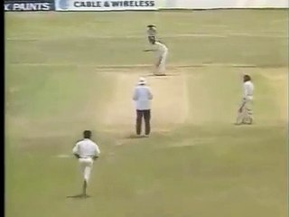 Phil Simmons, 4 runs, What a Shot