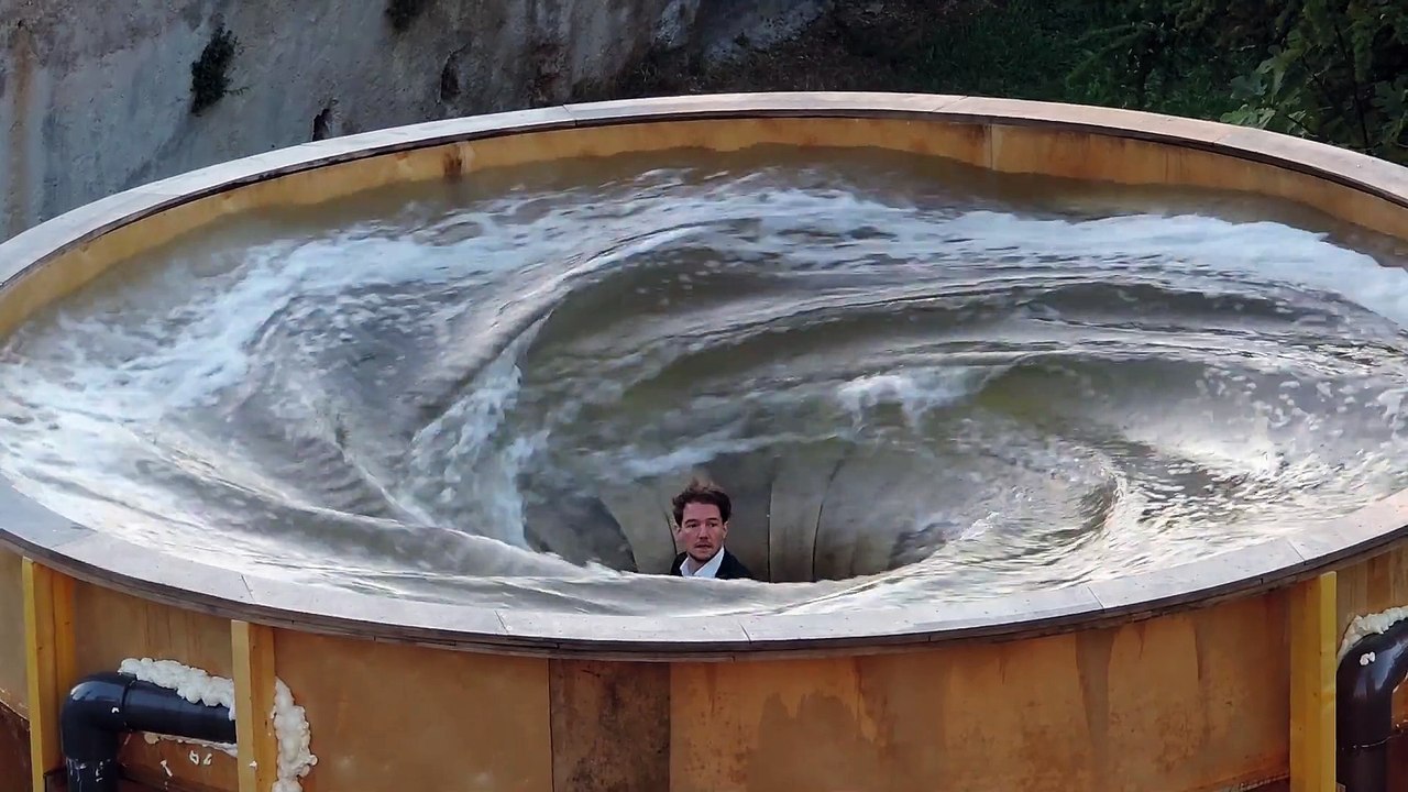 Giant Whirlpool, the art work Vortex, 2014, by Martin Werthmann