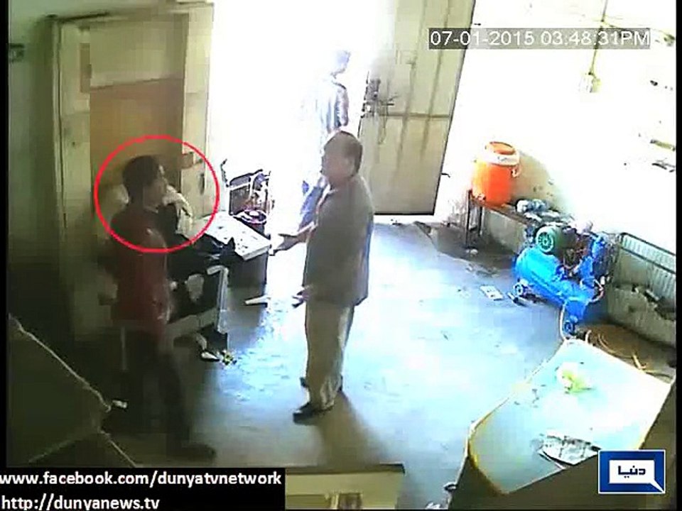 Factory supervisor killed in Karachi for not paying extortion money