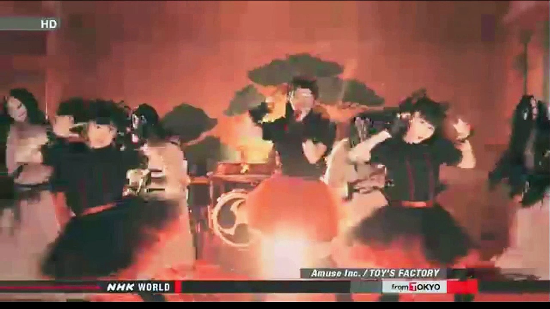 BABYMETAL Rocks the World - NHK World News