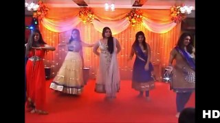 Pakistani Wedding AWESOME Mehndi Nite Dance __Chalka Chalka__ (FULL HD)