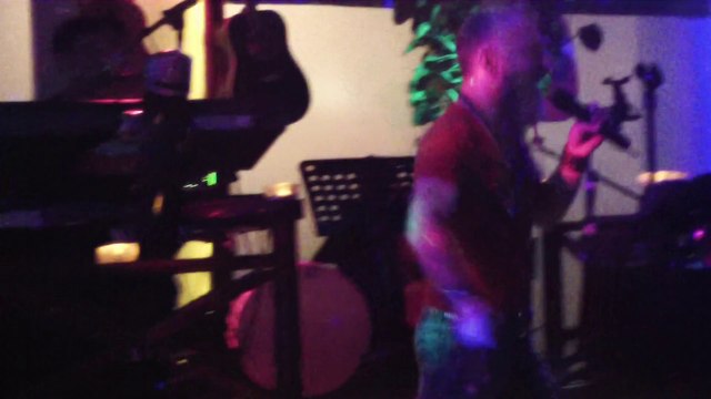 Ali Dileci = Elfida = mavigul-Lumiere Hollanda Sahnesi