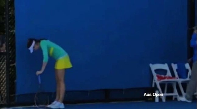 Une joueuse de tennis vomit sur le court mais remporte le match
