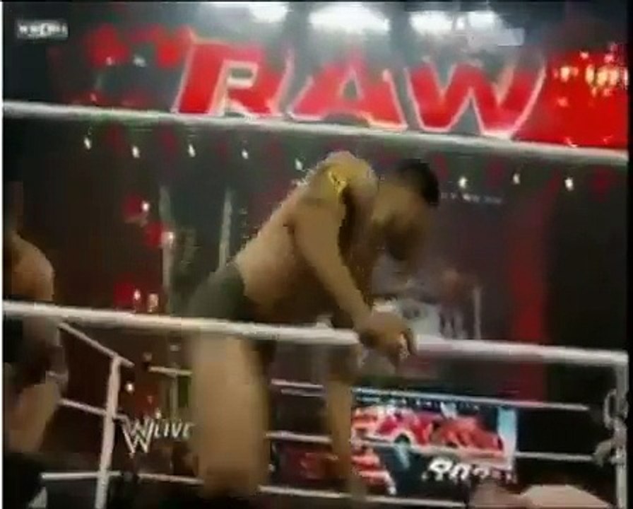 Des catcheurs se parlent en plein combat pour anticiper les prises - Compilation WWE