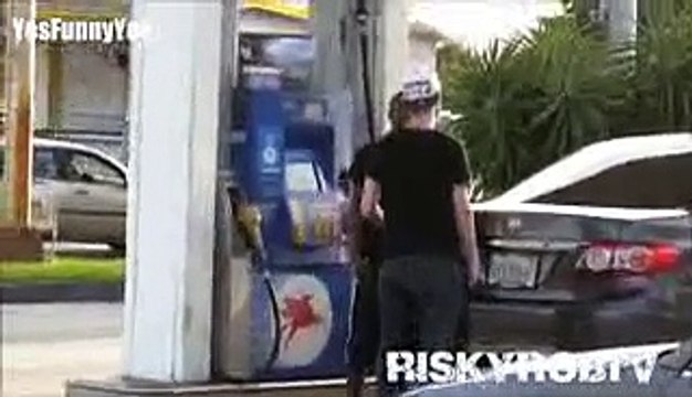 Stealing Cars Plates Prank