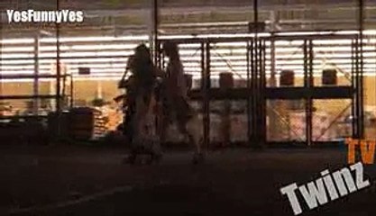 Crazy Killer Scare Prank!