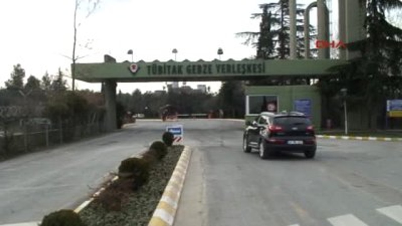 Kocaeli Gebze -Aktuel 1-Polis Tübitak'ın Gebze Yerleşkesine Girdi