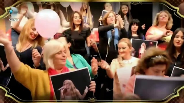 Beyaz Show - Demet Akalın Türkan Skeçi 19 Aralık 2014