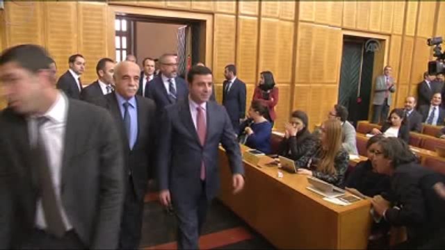 Demirtaş - Dört Eski Bakan Hakkındaki Yüce Divan Oylaması