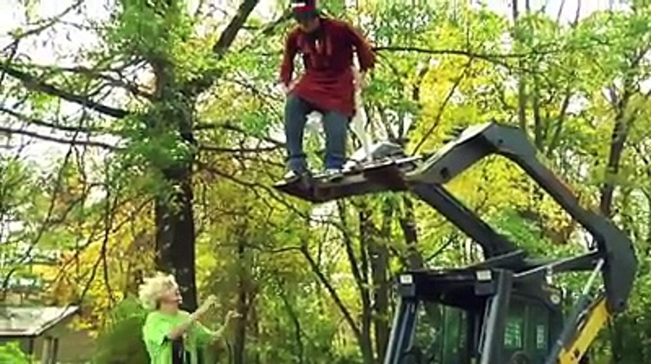 Massive Chair Sitting Fail!