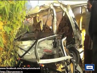 Dunya News - Muzaffargarh: Vehicles collision kill seven