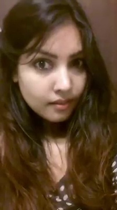 What is She doing Paagal