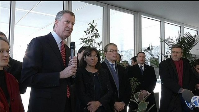 Discours du maire de New York pour les victimes des attentats parisiens