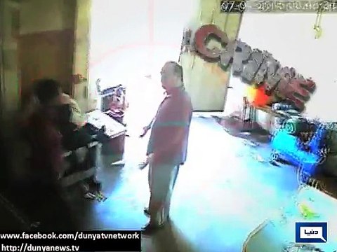 Karachi Extortionist identified after Dunya News broadcasts CCTV footage
