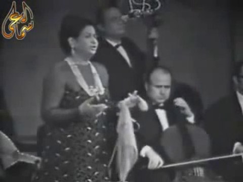 أم كلثوم - ودارت الايام - حفلة رائعة كامل ♥ Om Kalthoum-Darat El Ayam