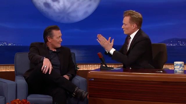 Robert Patrick Recreates His T2 Look - CONAN on TBS Full HD