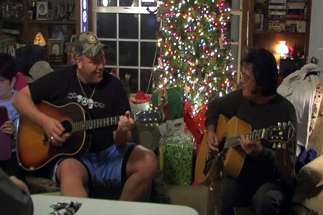 Scott Michael & Robert Keefer sing 'Silent Night' Christmas 2012
