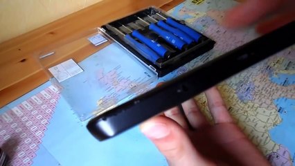 TUTORIEL - DEMONTER UNE TABLETTE TACTILE ANDROID CLASSIQUE (ICI, L'ARNOVA 7fG3)