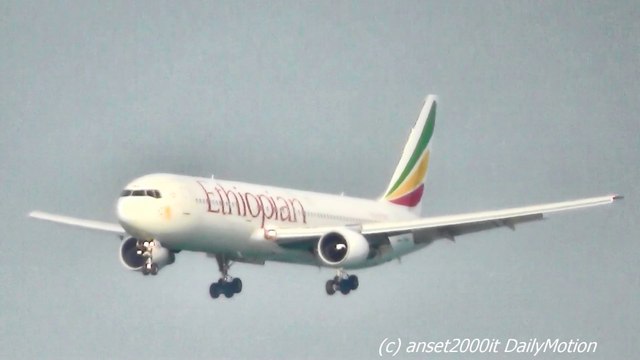 Ethiopian Airlines Boeing 767 Landing in Hong Kong. Flight ET 608 from Adis Abeba. ET-AMG Plane Registration