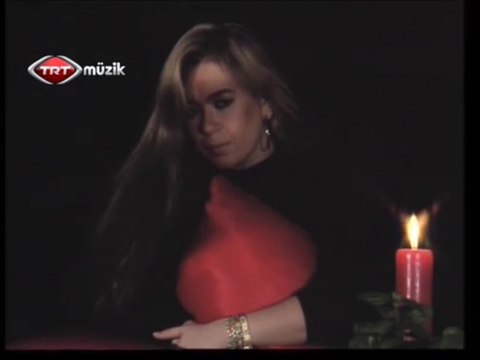 Zerrin Özer - YOKSUN SEN video klip NOSTALJI