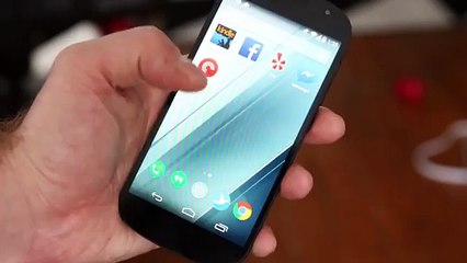 YotaPhone 2 Hands On Full HD