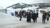 Bursa Uludağ?da Arap Turist, Kar Motoruyla Milli Kayakçıya Çarptı