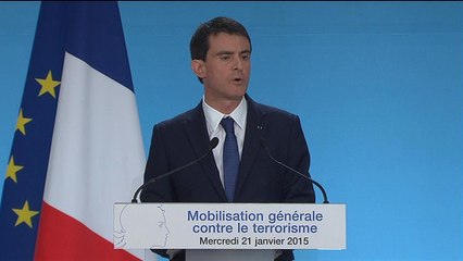 1.300 personnes impliquées dans des filières jihadistes, selon Valls