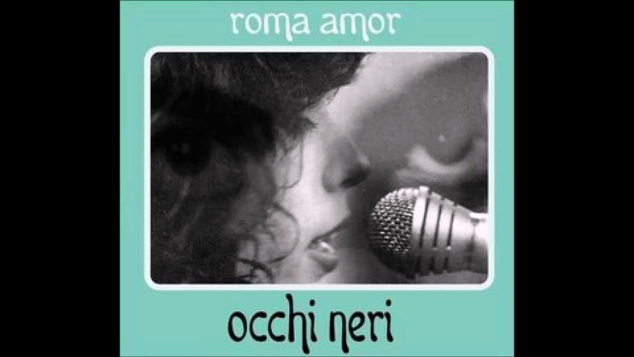 Roma Amor - Elle Est Seule