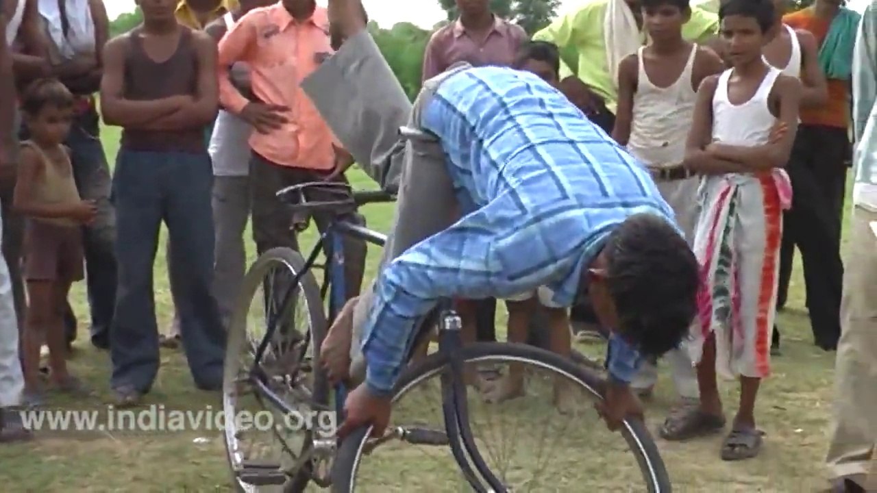 Indian Street circus