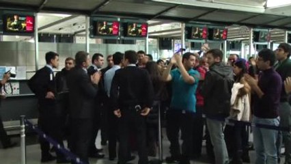 Hava Yolu Şirketini Protesto Ettiler