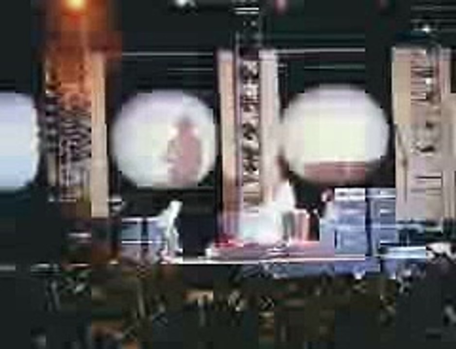Red Hot Chili Peppers - Intro Jam [Live, Valle Del Pop - Venezuela, 2002]