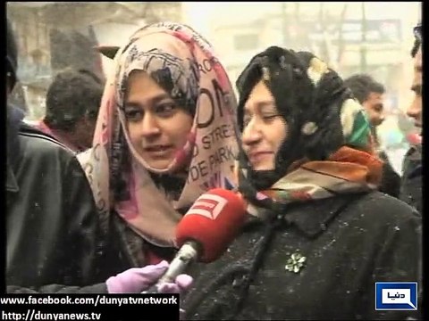 Dunya News - Snow fall in northern areas attract large number of tourists