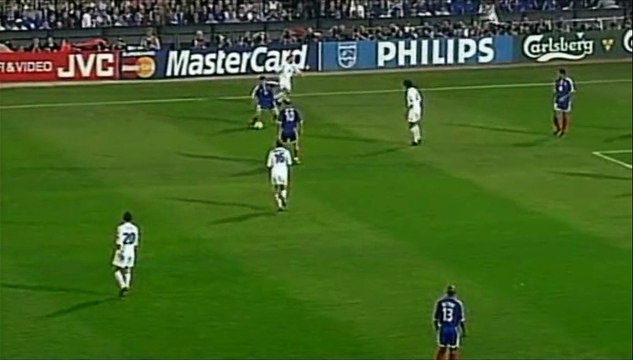 Finale Euro 2000 but en or Trezeguet (France - Italie)