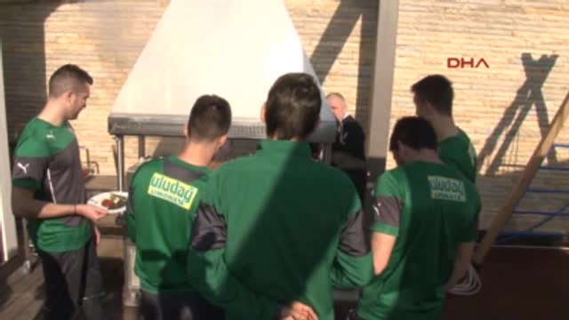 Bursaspor Teknik Direktörü Şenol Güneş Emre Belezoğlu'nu Destekliyorum, Haklı Bir Serzenişti'