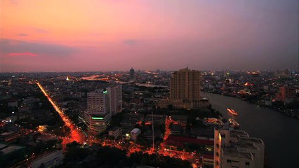 Vue nocturne de Bangkok du haut du Hilton Millenium