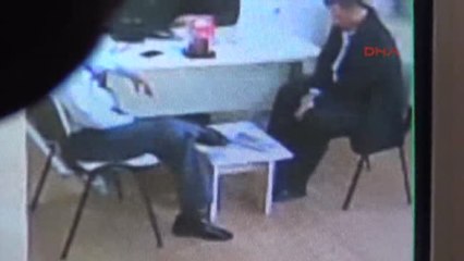 Adana Arkadaşının Tabancasını İnceleyen Polis Kendini Vurdu