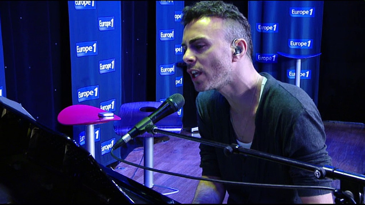 Asaf Avidan interprète "Gold Shadow"
