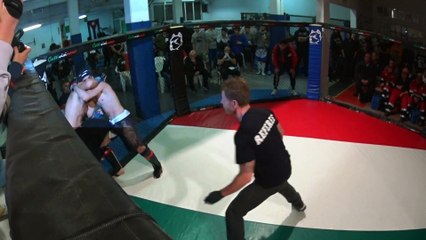 -68 kg junior - Cacioni Nicola (SCORPION TEAM) vince per squalifica per eccesso di contatto su Di Stasio Nicola (TIGER TEAM CAPASSO)