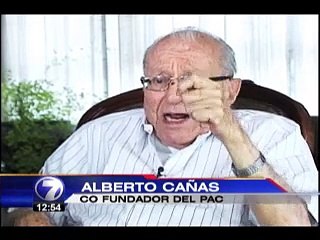 Alberto Cañas celebra resultado de convención del PAC
