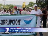Manifestantes llegan al parque de Nicoya con peticiones para el gobierno