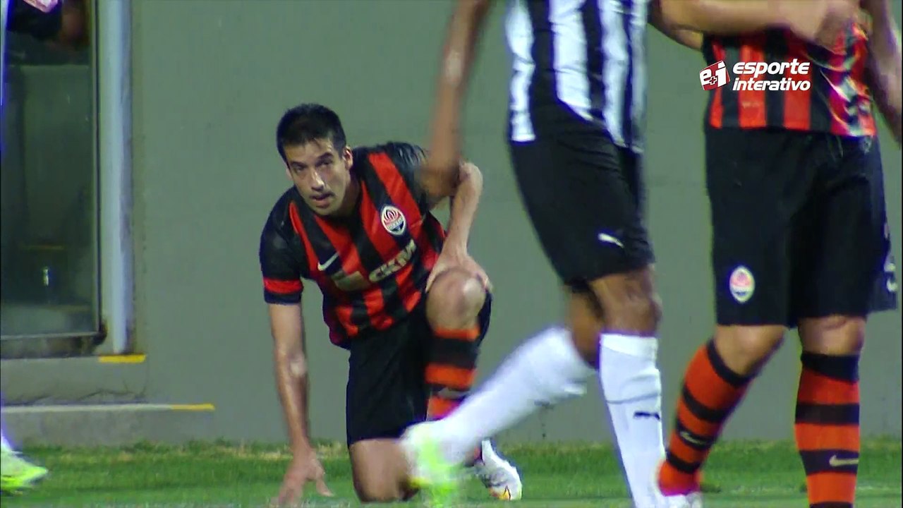 Fernando marca o segundo do Shakhtar Donetsk