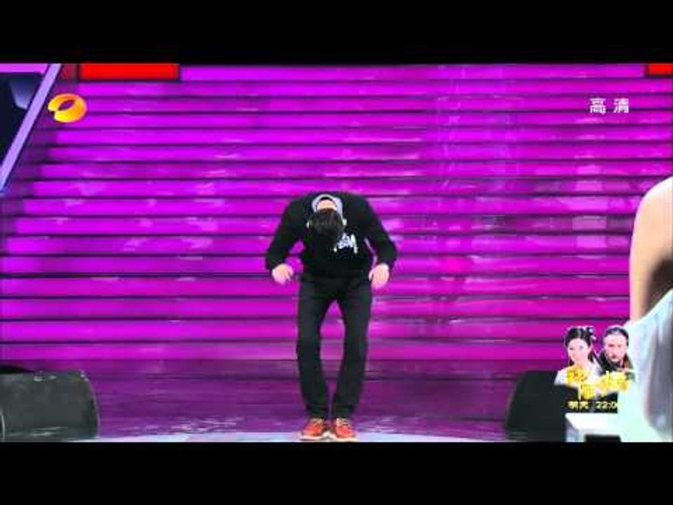 《我们约会吧》看点 Take Me Out 12/09 Recap: 男嘉宾现场玩摩擦摩擦-Guest Play Games【湖南卫视官方版】