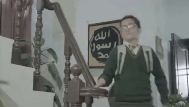 Bara Dushman Bana Phirta Hai Jo Bacho Se Larta Hai!