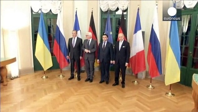 Donbass. Intesa di massima Mosca-Kiev per ritiro armi pesanti dal fronte