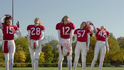 Victoria’s Secret Angels Play Football