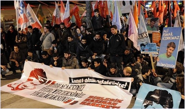 Ali İsmail Korkmaz kararı İzmir'de protesto edildi